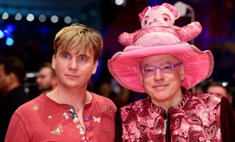 Medien: Filmemacher und Schwulenaktivist Rosa von Praunheim gestorben