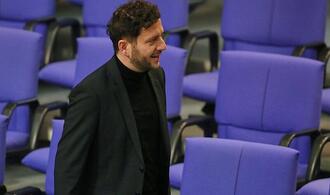 Banaszak pocht auf Nutzung von russischen Vermögen in der EU