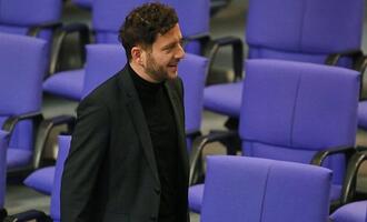 Banaszak pocht auf Nutzung von russischen Vermögen in der EU