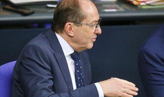 Dobrindt will weitere 535 Afghanen nach Deutschland holen