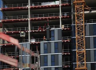 Deutlich mehr Baugenehmigungen für Wohnungen im Oktober