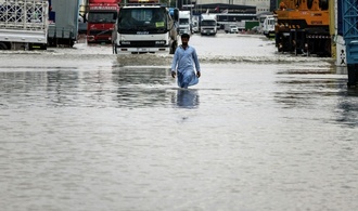 Starkregen: Flugausfälle und überflutete Straßen in Vereinigten Arabischen Emiraten
