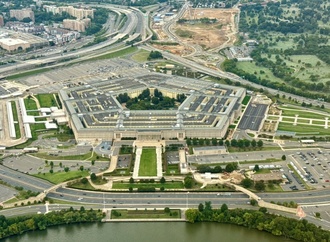 Trump billigt Gesetz: 76.000 US-Soldaten bleiben vorerst in Europa