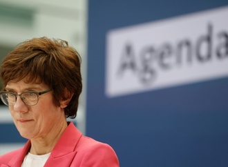 Kramp-Karrenbauer zur Chefin der Konrad-Adenauer-Stiftung gewählt
