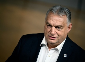 Russland-Nähe: Polnischer Außenminister verleiht Orban symbolisch Lenin-Orden