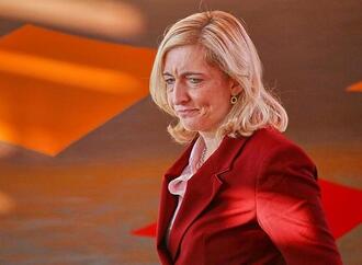 Nach Beitragserhöhungen: Warken attackiert Krankenkassen