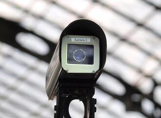 Rainer will verpflichtende Videoüberwachung in Schlachthöfen