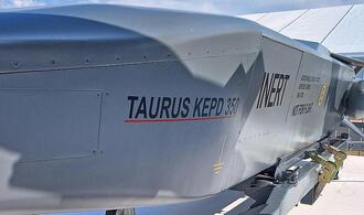 Nouripour dringt auf Taurus-Lieferung an Ukraine