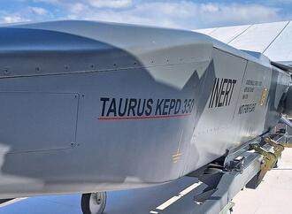 Nouripour dringt auf Taurus-Lieferung an Ukraine