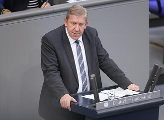 SPD-Politiker Schwarz fordert umfassende Unterstützung der Ukraine