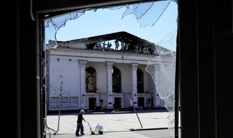 Symbolträchtiges Gebäude: Wiedereröffnung des Theaters von Mariupol durch Russland