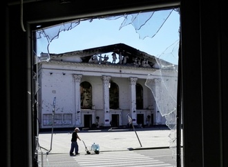 Symbolträchtiges Gebäude: Wiedereröffnung des Theaters von Mariupol durch Russland