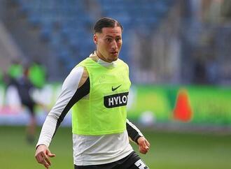 Frankfurt verpflichtet Stürmer Ebnoutalib von Elversberg