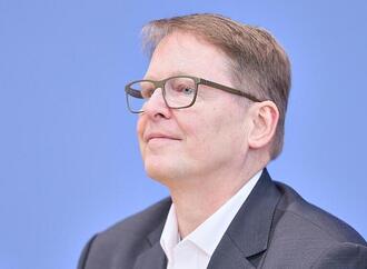 Nabu-Präsident für verpflichtenden Zivildienst