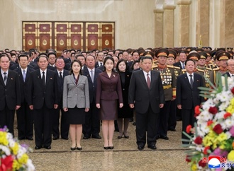 Tochter von Nordkoreas Machthaber Kim besucht erstmals Mausoleum