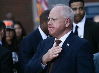 Minnesotas Gouverneur Walz steigt aus Rennen um dritte Amtszeit aus