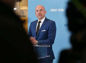 CSU-Landesgruppenchef unterstützt Merz bei Venezuela-Bewertung