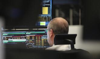 Dax startet leicht im Minus - 25.000er-Marke im Blick