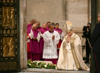Ende des Heiligen Jahres: Papst Leo XIV. schließt die ''Heilige Pforte''