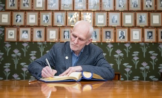 Belarussischer Dissident Bjaljazki fordert weiteren politischen Druck gegen Minsk