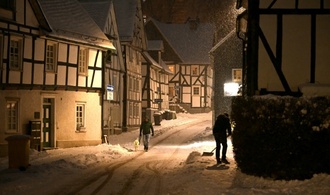 ''Enorme Schneemengen'': Verkehrsminister Schnieder mahnt zu Vorsicht