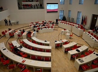 Keine vorgezogene Neuwahl in Brandenburg: Landtag stimmt gegen Selbstauflösung