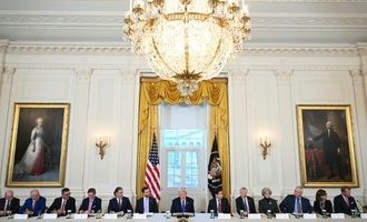 Trump trifft nach US-Angriff auf Venezuela Chefs von Ölkonzernen