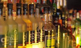 Gesundheitspolitiker werben für höhere Alkoholpreise