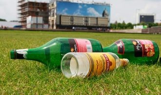 Gesundheitspolitiker werben für höhere Alkoholpreise - Zuspruch von Ärzten