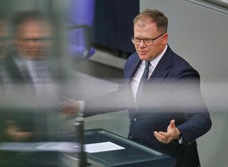 Grönland: Schneider warnt vor Ausbeutung von Rohstoffen