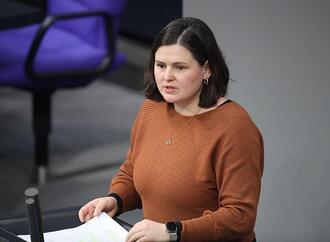 Grüne fordern mehr Druck auf Regime im Iran