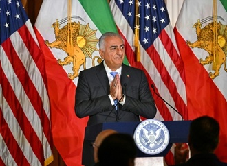 Schah-Sohn Pahlavi fordert Sicherheitskräfte zu Schulterschluss mit regierungskritischen Demonstrant