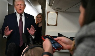 Trump: USA erwägen ''einige sehr drastische Optionen'' nach Berichten über Gewalt im Iran