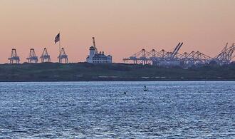 Trump verhängt Sondersteuer für Geschäftspartner des Iran