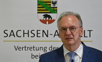 Sachsen-Anhalt: Haseloff verteidigt geplanten Rücktritt in zwei Wochen