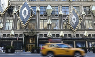 US-Luxushändler Saks Global rutscht in die Insolvenz