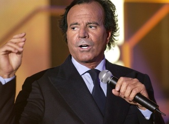 Vorwürfe der sexuellen Gewalt: Julio Iglesias bekommt Unterstützung von Weggefährten