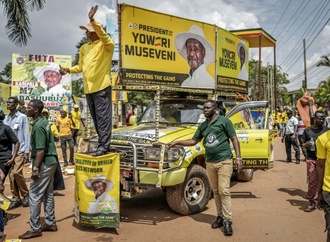 Präsidentschaftswahl in Uganda - Langzeitherrscher Museveni tritt erneut an