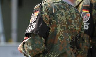 Bundeswehrsoldaten fliegen mit ''zivilem Flugzeug'' nach Grönland