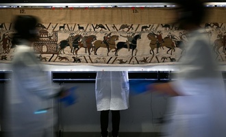 Deutschland gibt Fragmente von berühmtem Wandteppich nach Bayeux zurück