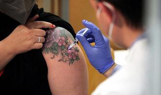 Apotheker rufen trotz Engpass zum Impfen gegen Influenza auf