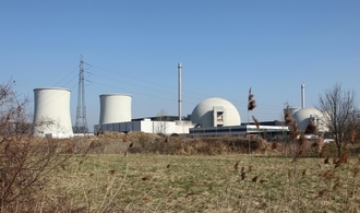 Letzter Kühlturm am stillgelegten Atomkraftwerk Biblis eingestürzt