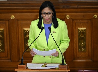 Venezuelas Übergangspräsidentin wirft Maduro-Gefolgsmann Saab aus dem Kabinett