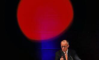 Kassenärzte unterstützen Merz in Debatte um Krankenstand