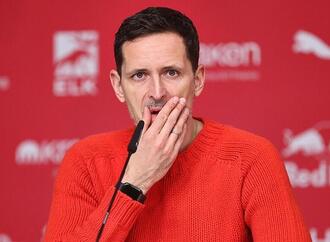 Berichte: Toppmöller bei Eintracht Frankfurt vor dem Aus