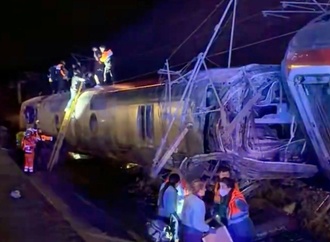 Polizei: Mindestens 21 Tote bei Zugunglück im Süden Spaniens