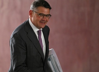 Hessen Ministerpräsident Rhein spricht sich für höhere Wochenarbeitszeit aus