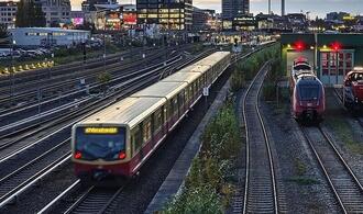 Berlins SPD-Spitzenkandidat will Rückkehr zu 49-Euro-Ticket