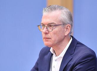 Wirtschaftsweiser Werding fordert harte Zölle für die USA