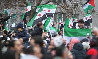 Kämpfe gegen Kurden: Linke fordert Abschiebestopp nach Syrien